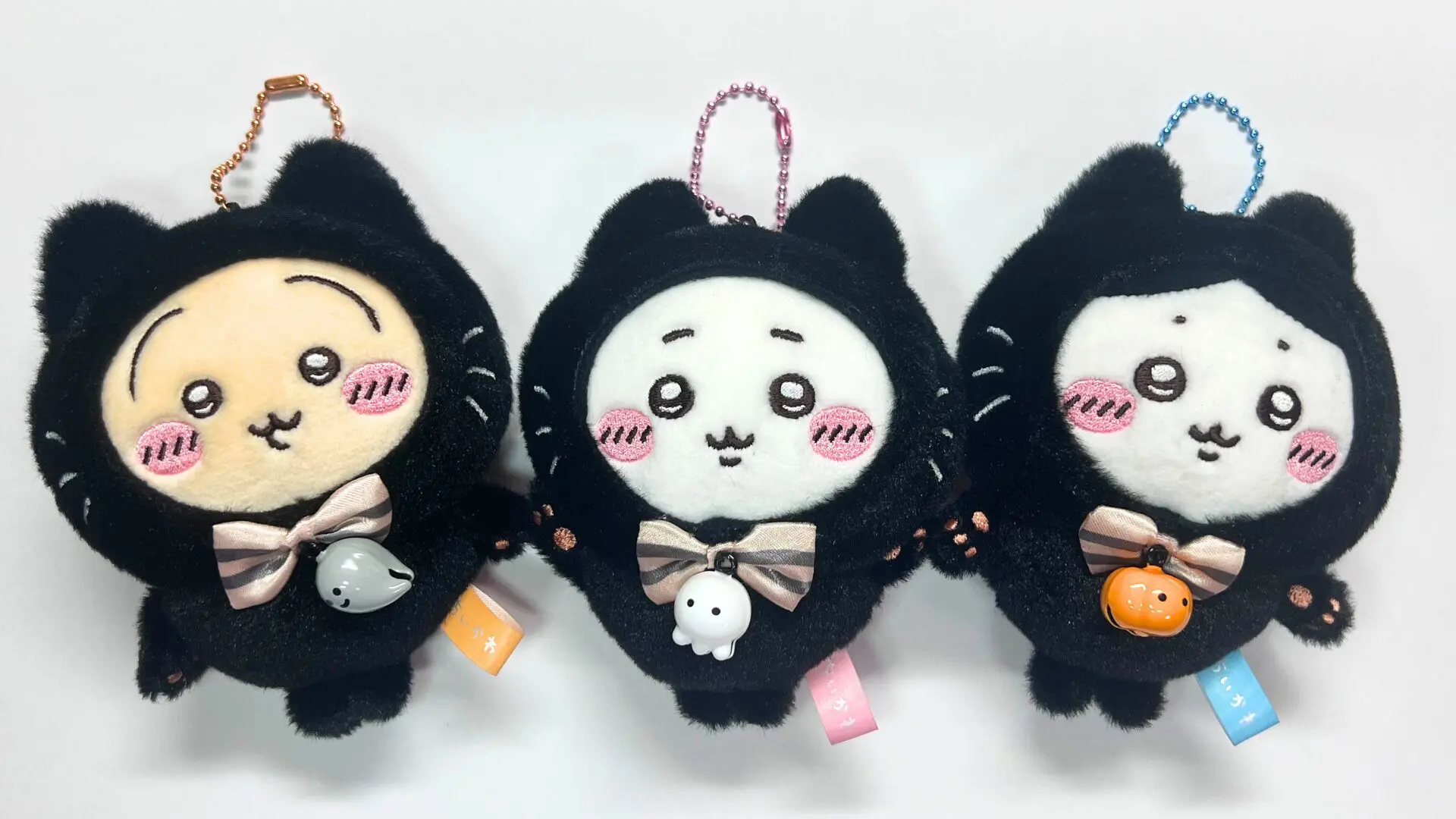 ちいかわ 黒猫のマスコット うさぎ　50個セット 黒猫マスコット うさぎ マスコット 50個 予約ちいかわ 黒猫の