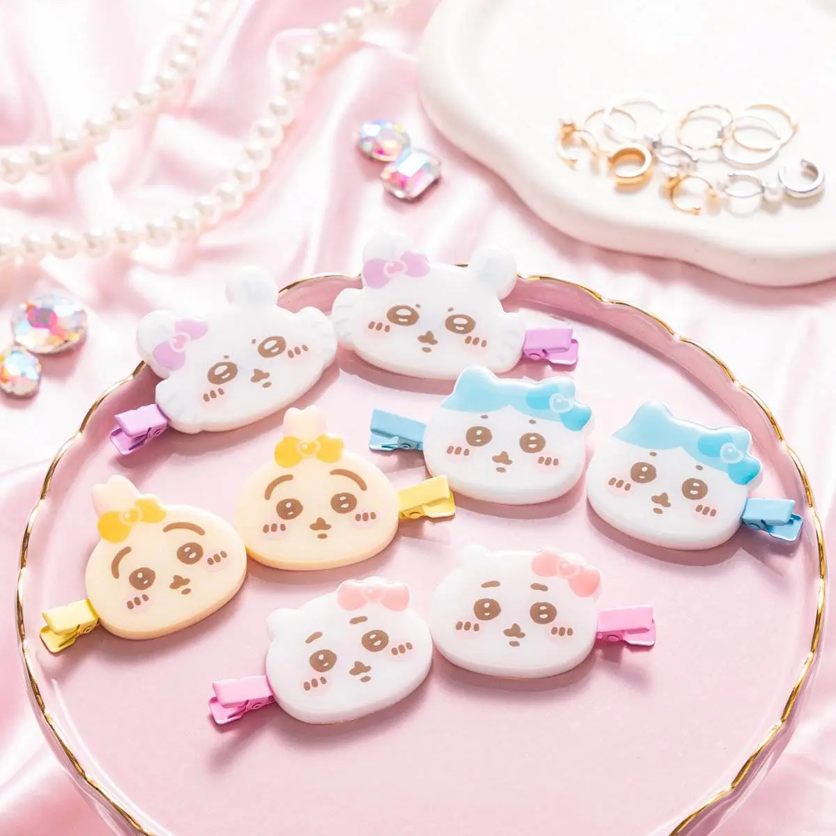 ちいかわ　フッサフサなパジャママスコット　ちいかわ、ハチワレ、うさぎセット　新品 ちいかわ フッサフッサなパジャマ マスコット 光る うさぎ