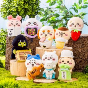 デスクトップから見守るひっかけぬいぐるみ